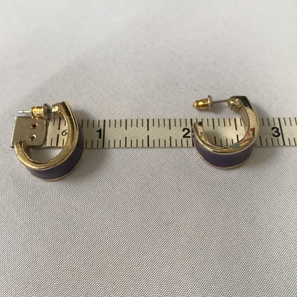 Vintage Goldtone purple enameled crescent hoops - Picture 7 of 7